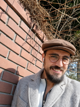 ERDİ ERDEN /Yazar - Biyolog